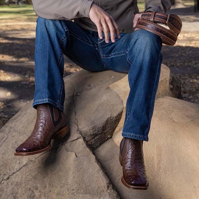 Botas cortas de piel de avestruz con punta cuadrada y ancha para hombre de Los Altos - Marrón